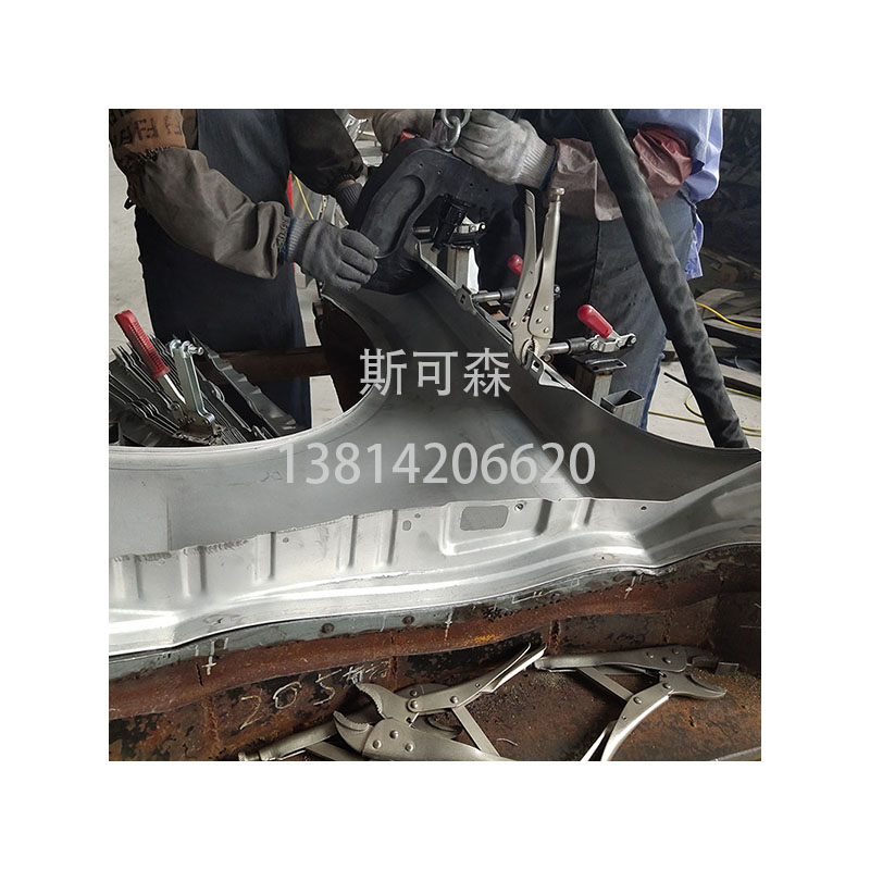 汽車翼子板SPR鉚接機-定制